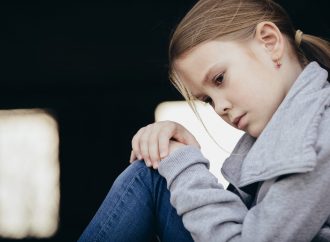 Depresja u dzieci: kiedy podejrzewać i jak postępować?